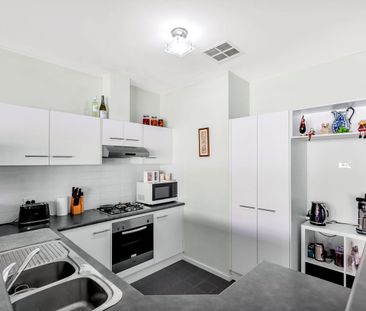 Three Bedroom Home in Shoalhaven! - Photo 6