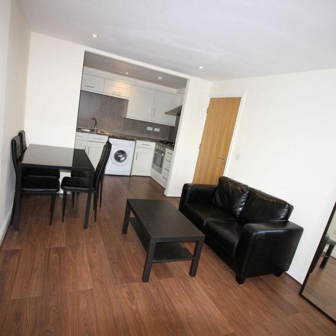 2 bedroom apartment to rent - Photo 1