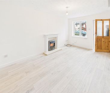 2 bedroom semi-detached house to rent - Photo 2