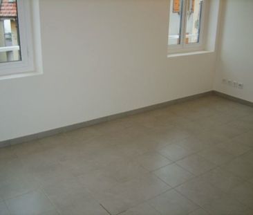 Location Appartement 1 pièce 25m² - Photo 2
