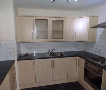 2 bedroom flat to rent - Photo 3