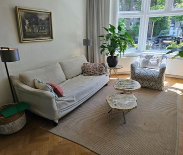 Julianalaan, Overveen - Foto 1