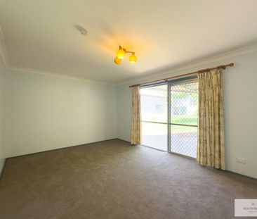 Fantastic Home + Fantastic Location - Photo 2