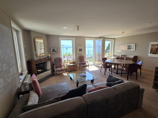 A Louer à Nyon - Appartement d'exception meublé au bord du lac - Foto 1