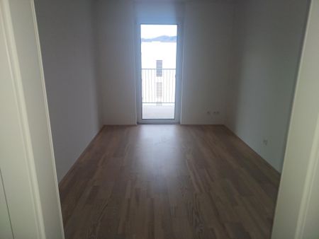 Top-modern & hell: 3 Zimmer + großer Balkon - Top 103 - Photo 2