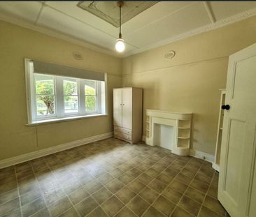 Best Location!! - Photo 2