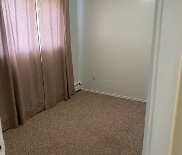 Vista on 78th - 1 Month Free! — 1 Bedroom - Photo 3
