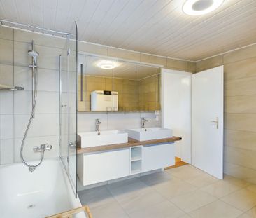 Zentral und modern - 4.5-Zimmer Wohnung in Degersheim - Photo 4