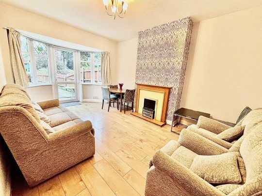 Hedgeley, Woodford Avenue, Redbridge IG4, Property for rent - Photo 1