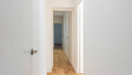 EXCLUSIVITE : Appartement 4 pièces entièrement rénové - Place des Vosges - Photo 5