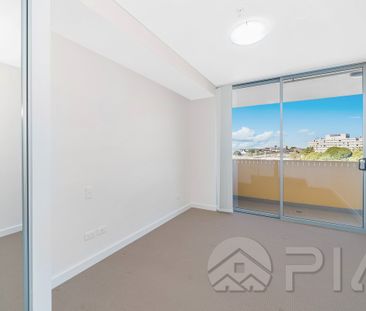 Spacious 2 bedroom unit for rent - Photo 2