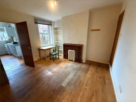 3 bedroom terraced house to rent - Photo 2