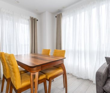 For Lease - 18 Lytham Green Circle Unit# 2, Newmarket, Ontario - Photo 4