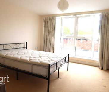 2 bedroom flat to rent - Photo 6