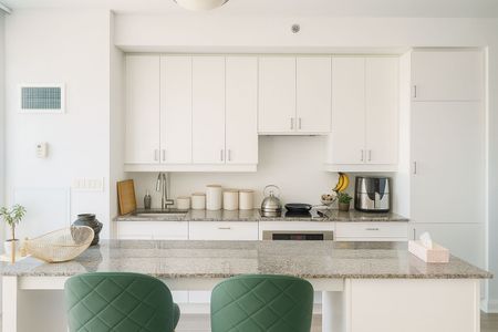 For Lease - 426 University Avenue Unit# 3802, Toronto, Ontario - Photo 4