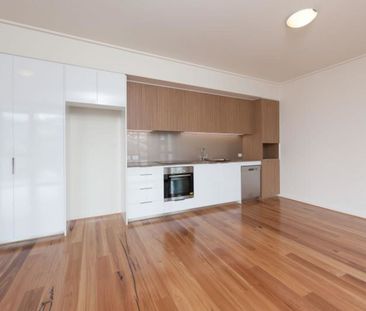 1 BEDROOM APARTMENT IN GREAT LOCATION - Photo 4