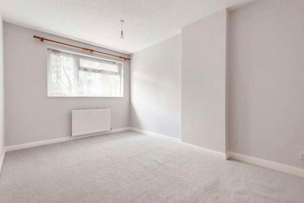 Mandarin Way, Wymans Brook, Cheltenham, GL50 - Photo 1