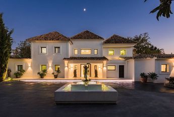 8 bedroom luxury Villa for rent in Benahavís, Spain