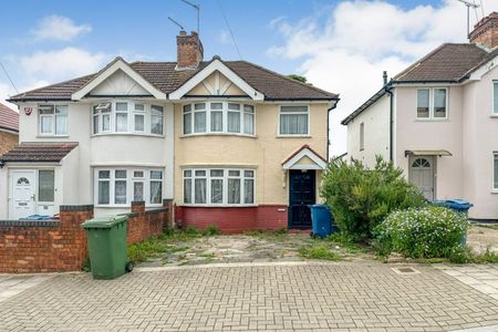 4 Bed Semi-Detached House, Windsor Road, HA3 - Photo 5