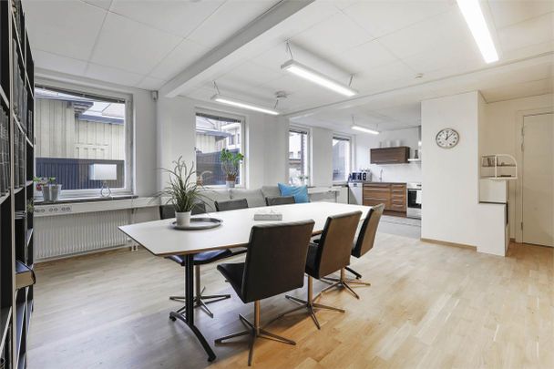 Alva Myrdals gata, Eskilstuna - Foto 1