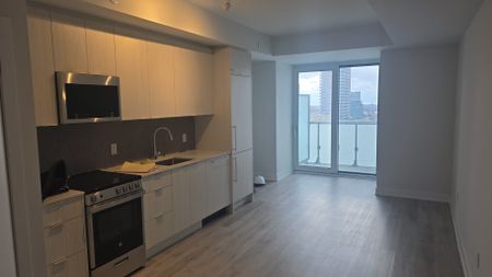 For Lease - 430 Square One Drive Unit# 1105, Mississauga, Ontario - Photo 5