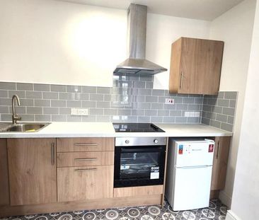 1 bedroom flat to rent - Photo 2