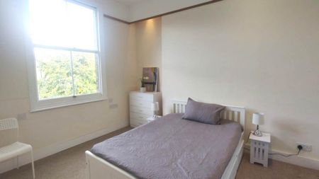 2 bedroom maisonette to rent - Photo 3