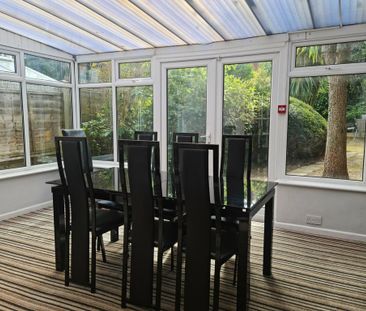 8 bedroom detached house to rent - Photo 3