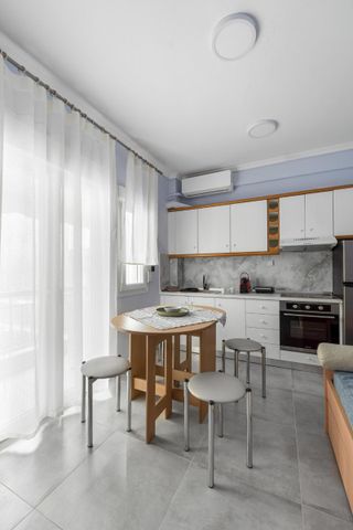 Studio/Γκαρσονιέρα για ενοικίαση - Χαριλάου, - Photo 4