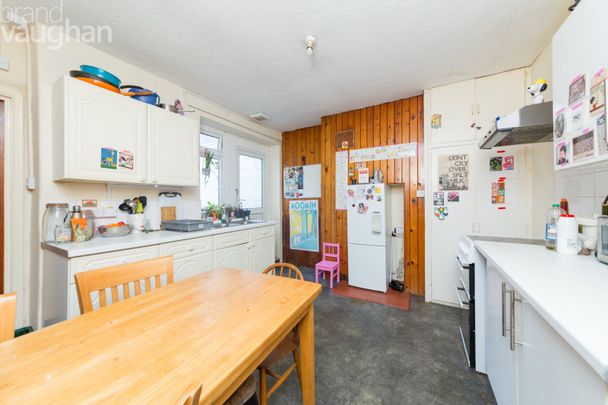 5 bedroom terraced house to rent - Photo 1