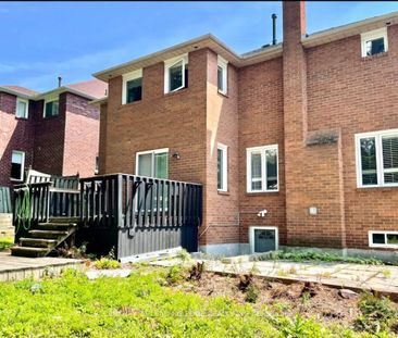 For Lease - 492 Palmtree Crescent, Oshawa, Ontario - Photo 2