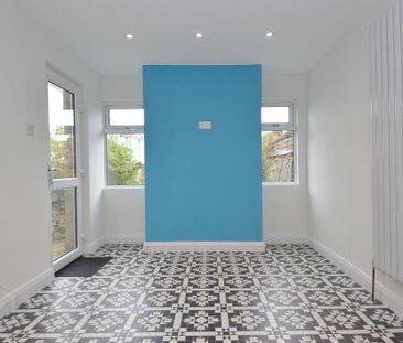 43 Victoria Road, Bangor, BT20 5ER - Photo 1