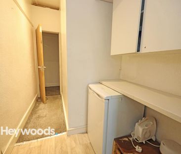 1 bedroom house of multiple occupation to rent - Photo 6