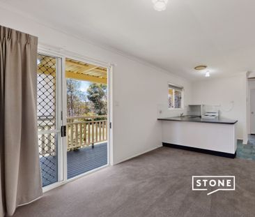 Low-Maintenance Living in a Quiet Complex with Pool – Perfect Locat... - Photo 4