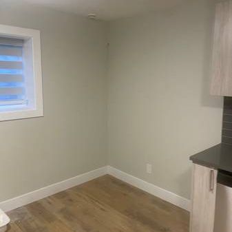 2 Beds 1 Bath - House - Photo 3