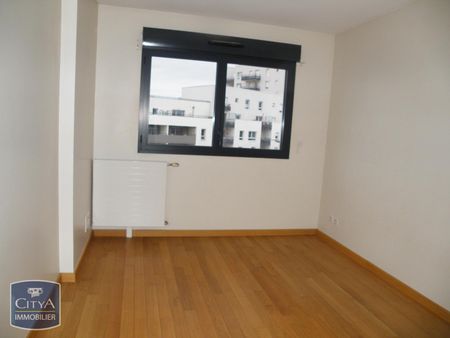 Location Appartement 4 pièces 104m² DIJON 21000 - Photo 2