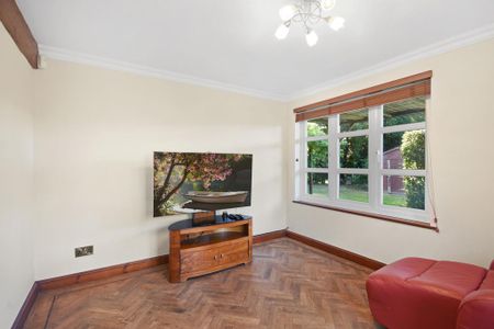 3 bedroom detached house to rent - Photo 3