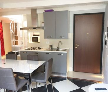 Via dei Serragli, Florence, Tuscany 50125 - Photo 3