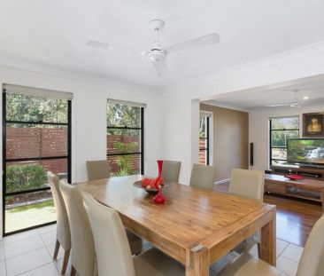 Spacious Family Home with Views and Breeze! Stretton School Catchment - Photo 4