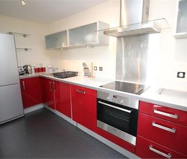 2 bedroom apartment to rent - Photo 3