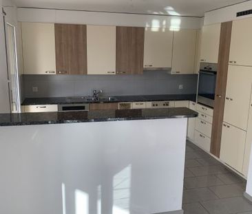 Helle 4.5 Zimmerwohnung zu vermieten - Photo 3