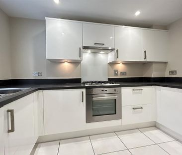2 bedroom semi-detached house to rent - Photo 5