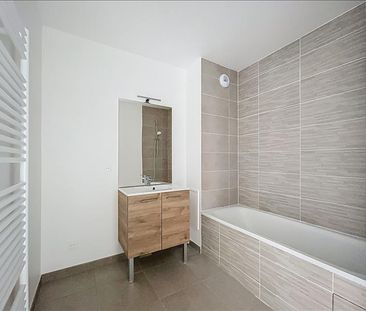 3 pièces - 62,15 m² - 3ème étage - Colocation non autorisée - Photo 1