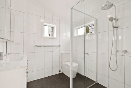 Bright and Spacious Duplex (COPYWRITING IS FROM 9 MOORILLA) - Photo 3