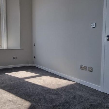 3 bedroom flat share to rent - Photo 3
