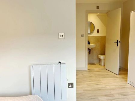 Studio to rent - Photo 4