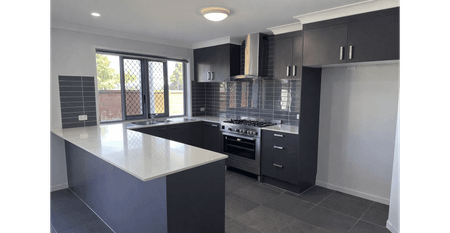 Spacious Family Living with Exceptional Indoor–Outdoor Appeal - Photo 4