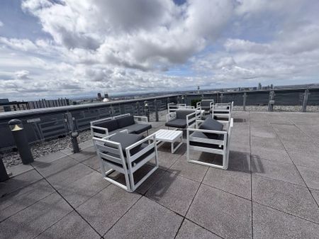 True Apartment - Photo 3