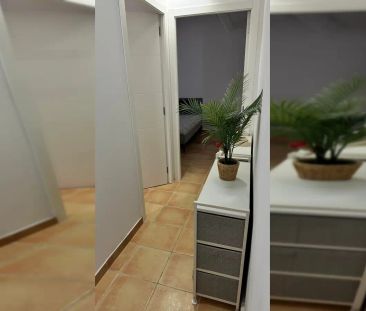 Room in a shared 3-bedroom apartment for rent in el Guinardó, bills included, professionals and students only - Foto 1