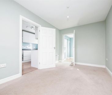 Daking Avenue, Sudbury, Boxford - Photo 4